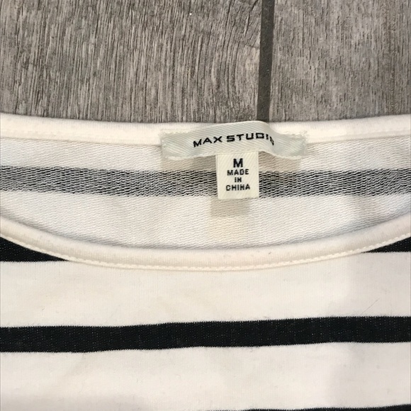 Studio M Bell-sleeved Shirt - Picture 5 of 6